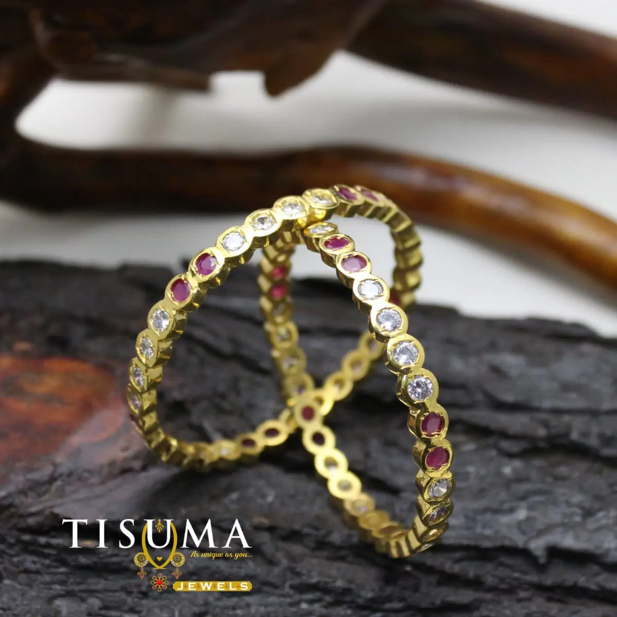 AD Single-Line Sleek Bangles
